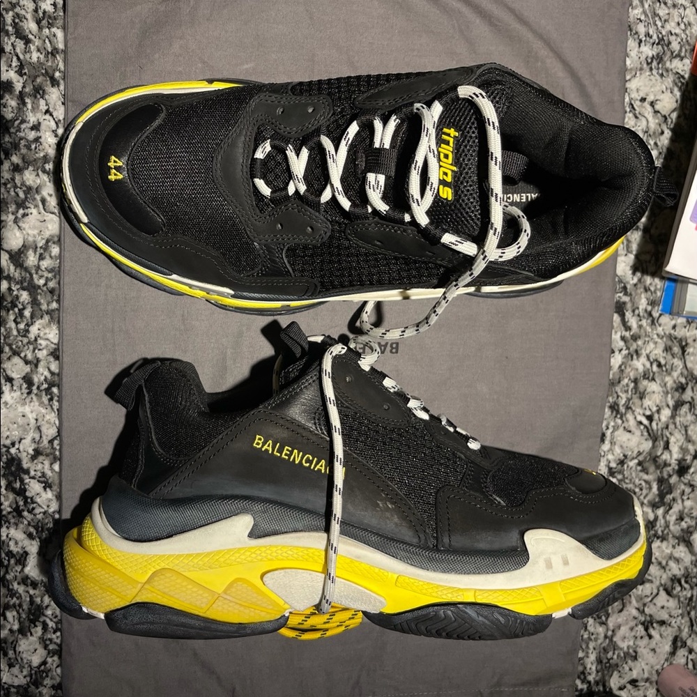 Balenciaga Triple S